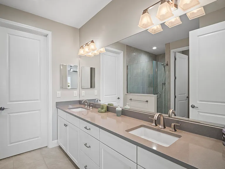 Main bathroom double sinks