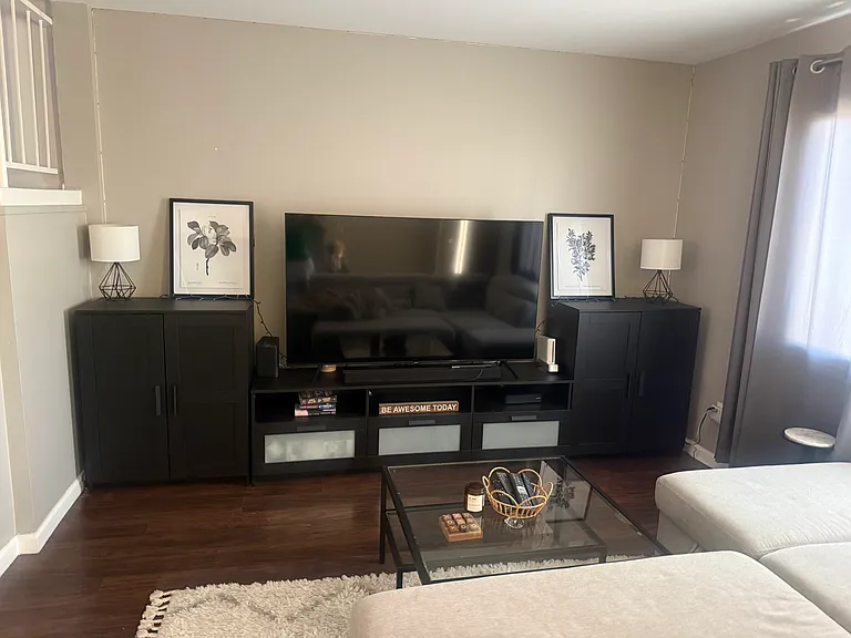 2936 E Clarendon Ave — Photo 14