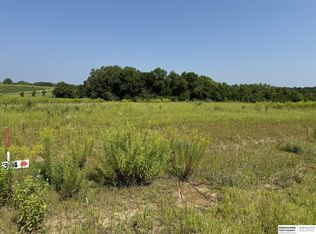 2717 Hidden Timber Dr, Fremont, NE 68025