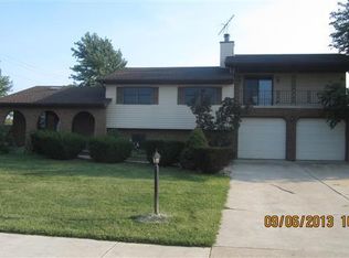 6491 Robbins Rd, Portage, IN 46368