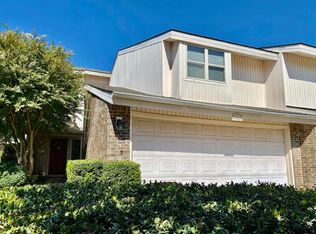 2920 Woodcroft Cir, Carrollton, TX 75006
