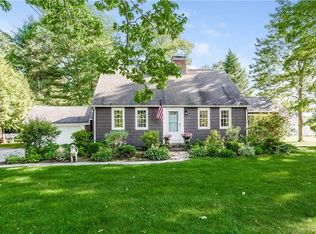 53 Seminary Rd, Simsbury, CT 06070