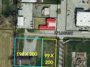 501 Locust St W, Three Oaks, MI 49128