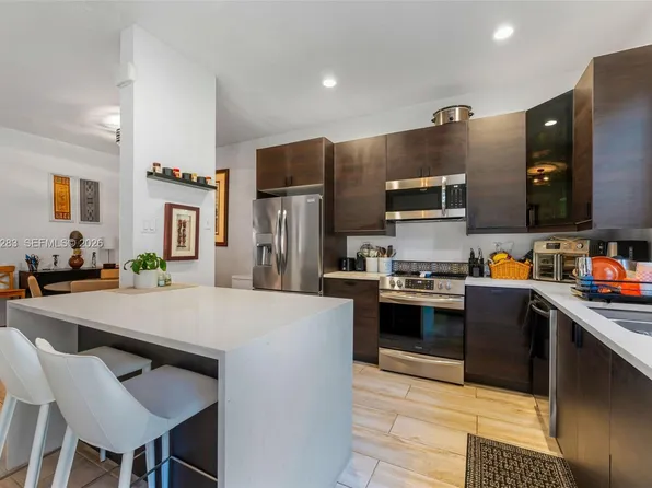 21007 NW 14th Pl APT 751, Miami Gardens, FL 33169