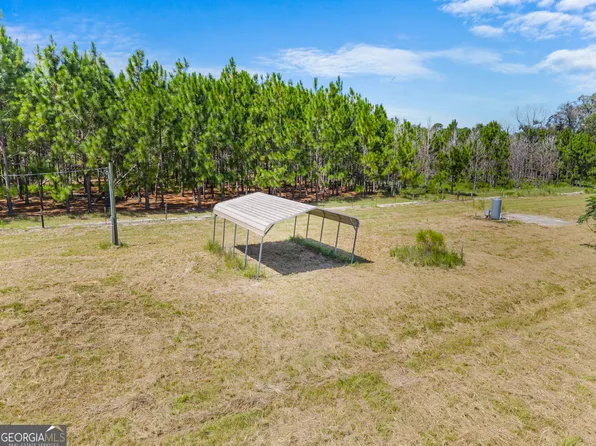 1517 Green Thrift Rd, Collins, GA 30421
