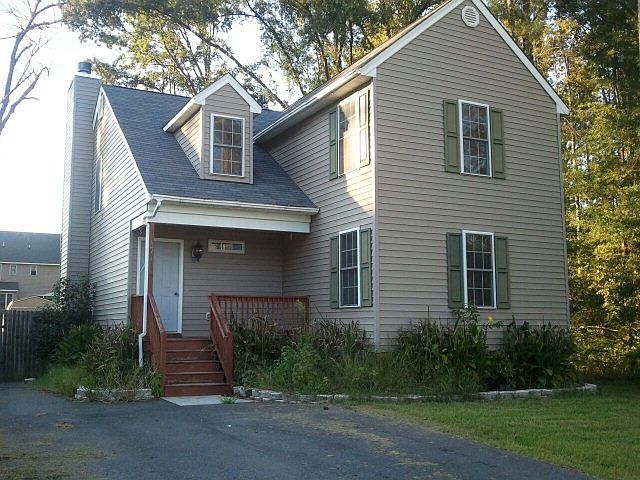 1st image of 674 E Magnolia Ave