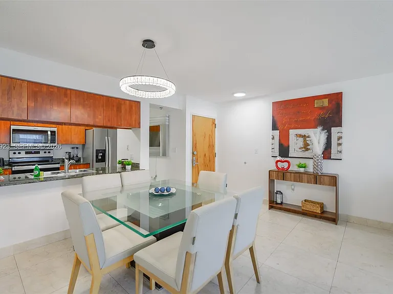1200 Brickell Bay Dr #2324 — Photo 7