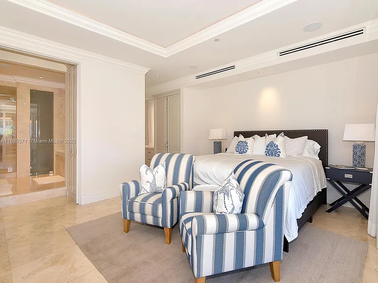 19251 Fisher Island Dr #19251 — Photo 30