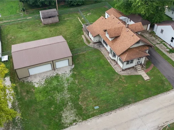600 Guy St, Georgetown, IL 61846