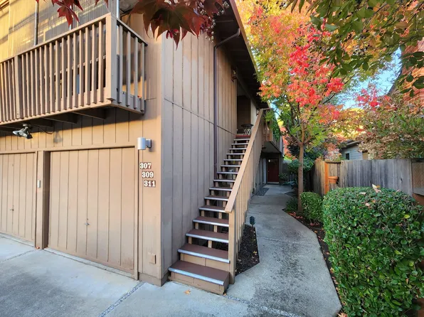 Updated 2br/1ba Apartment Near Downtown Palo Alto available May 9th!, 311 Bryant St, Palo Alto, CA 94301