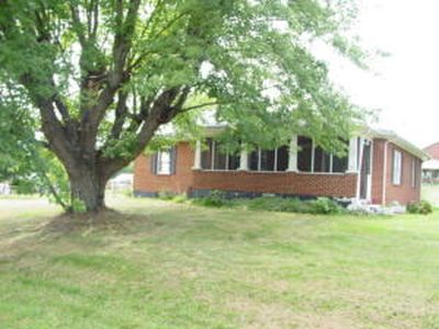 3554 McDaniel Dr, Salem, VA, 24153