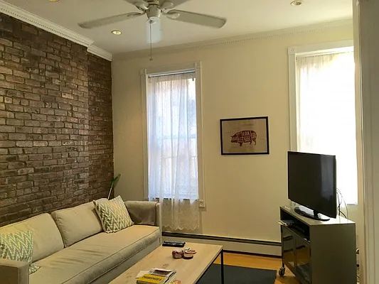 Rented by Citi Habitats | media 21