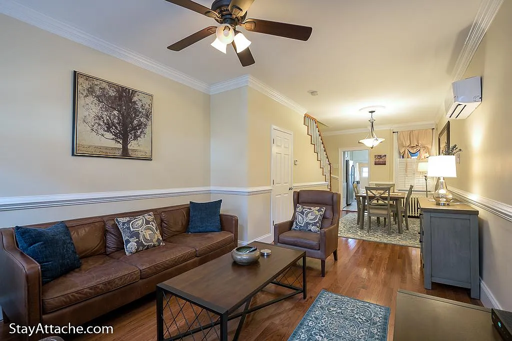 2 bed, 1400 sqft, $5,430 — Photo 1