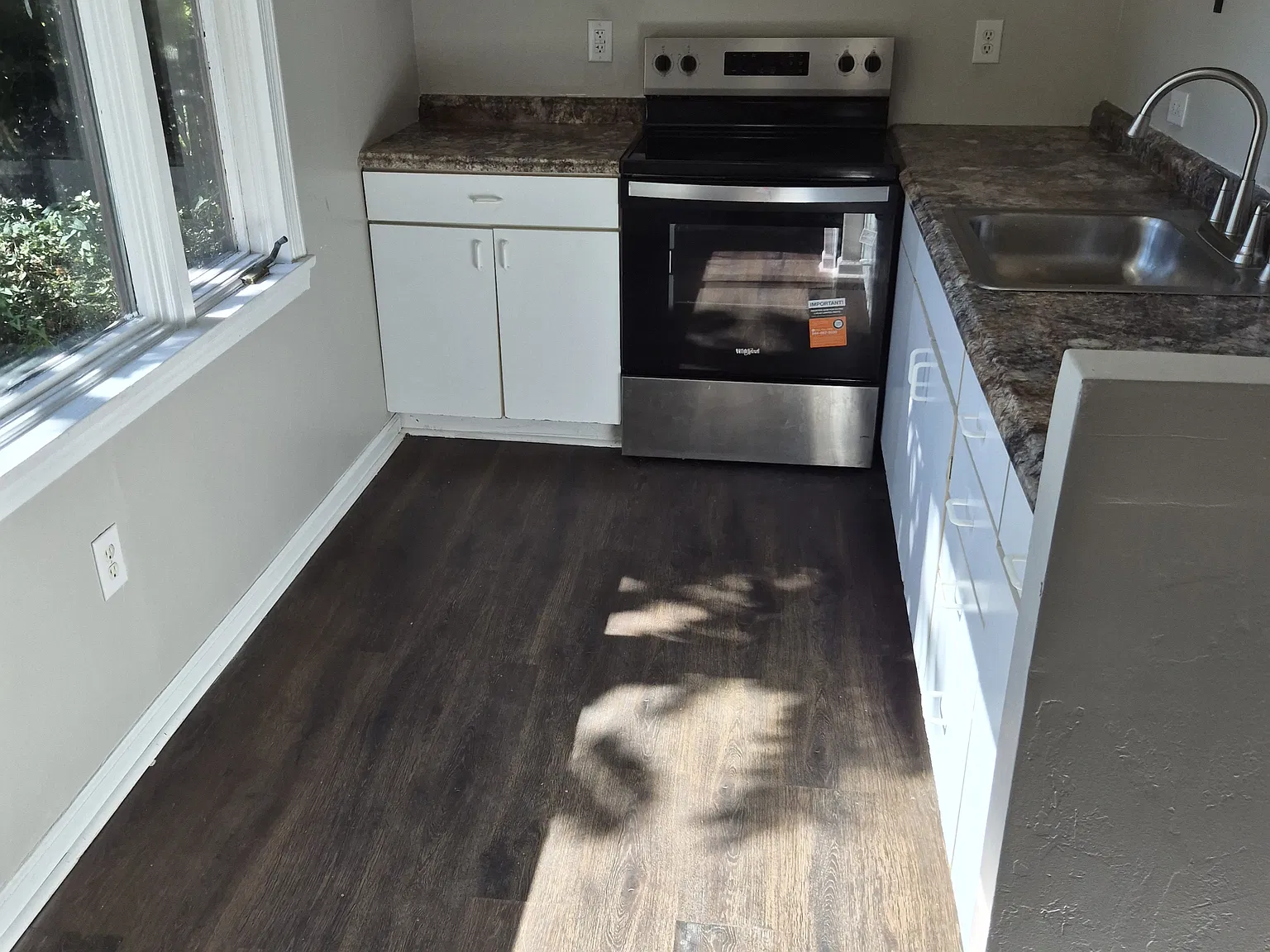 416 White Street - 1 — Photo 3