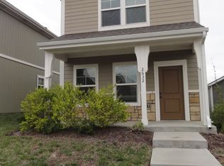 2636 Valentine Ln, Junction City, KS 66441