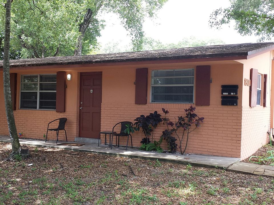 1st image of 1800 SW 20th St