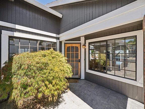 4th image of 122 Clearview Drive