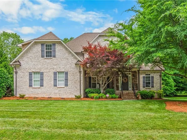 215 Essex Farm Rd, Advance, NC 27006