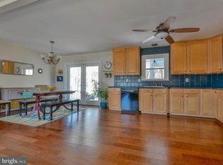 906 Buckingham Dr, Stevensville, MD 21666
