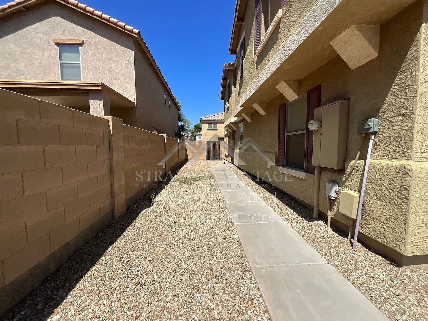 3 bed, 2.5 bath, 1401 sqft, $1,750 — Photo 3