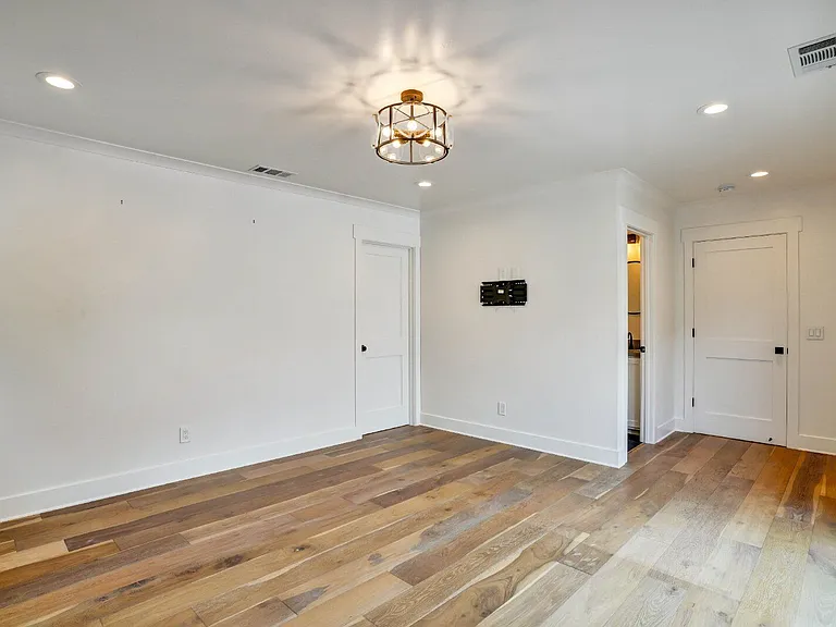 1835 Ellen Ave — Photo 22