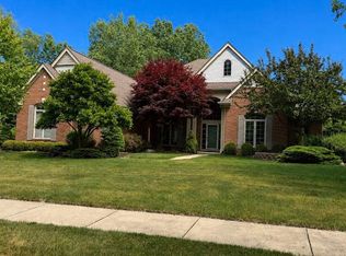 6576 Kennesaw Rd, Canton, MI 48187