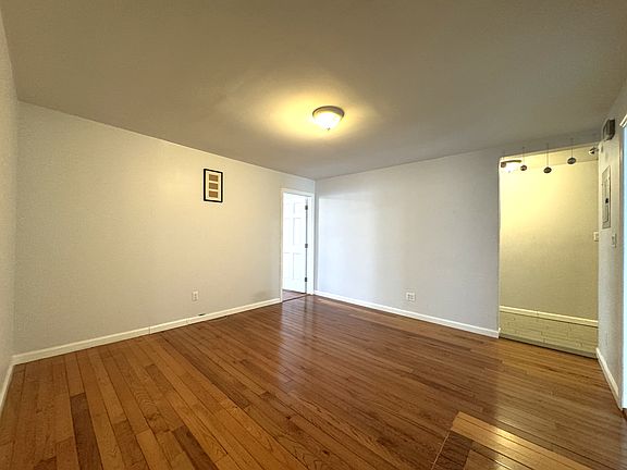 3rd image of 1936 Bergen St APT 1