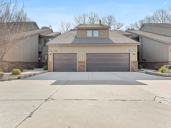 9901 Hawthorne Glen Dr, Grosse Ile, MI 48138