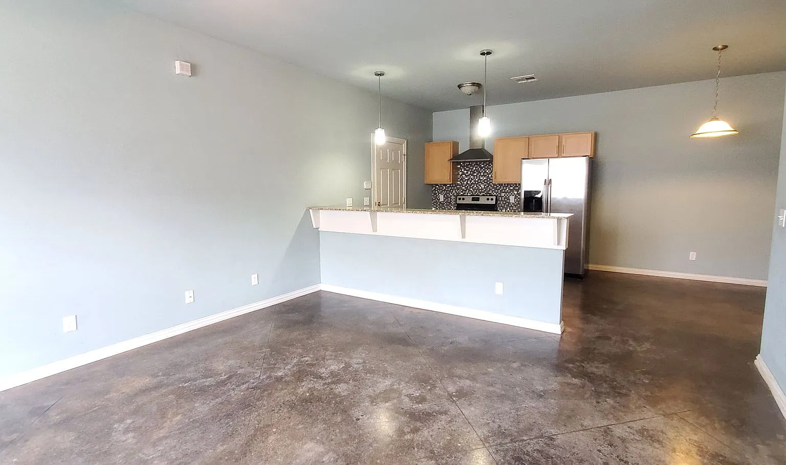 3 Bedroom 2 Bath Duplex in Yukon Schools — Photo 3