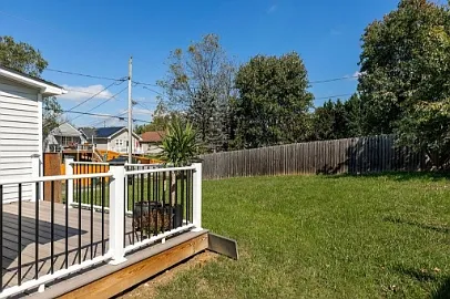 105 Hemlock St — Photo 3