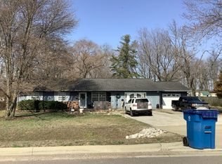 900 E Baseline Rd, Evansville, IN 47725