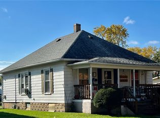 521 W Lincoln St, Hoopeston, IL