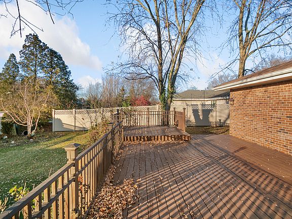 2nd image of 15412 Primrose Ct