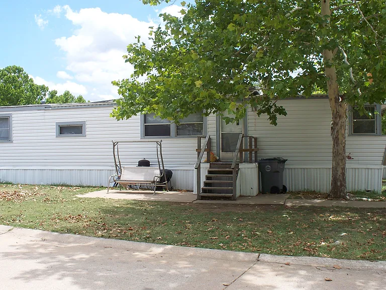 Sherwood Village — Photo 14