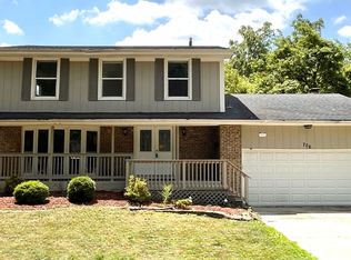 706 Carnation Ln, Matteson, IL 60443