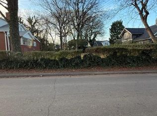 321 Campus St, Charlotte, NC 28216