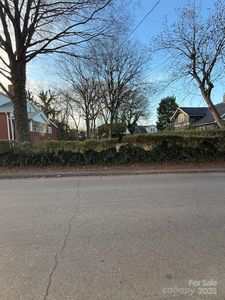 321 Campus St, Charlotte, NC, 28216