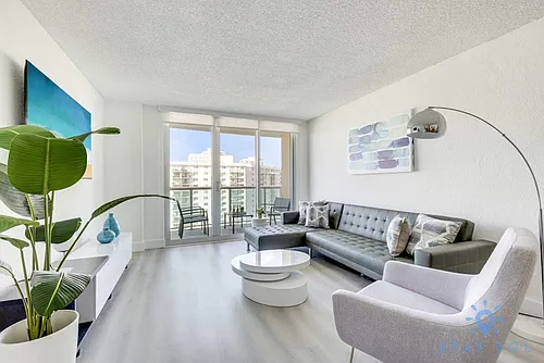 19370 Collins Ave Photo 1
