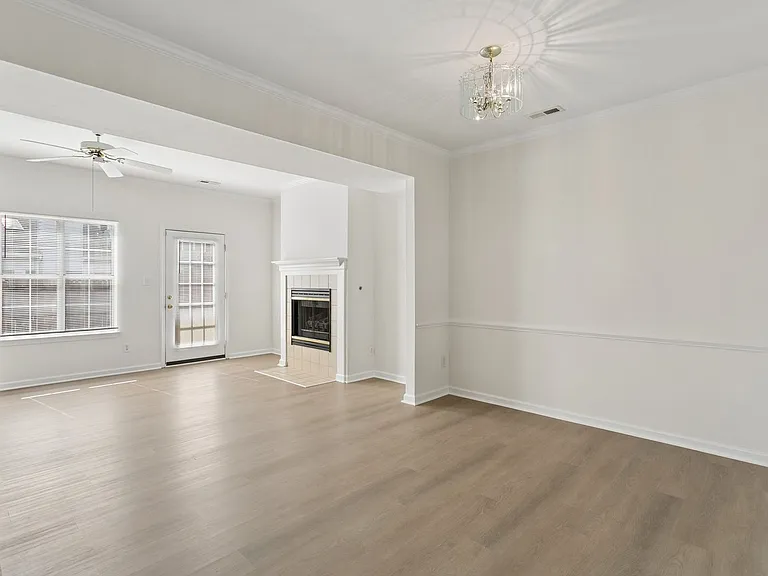 104 Monument Ct — Photo 8