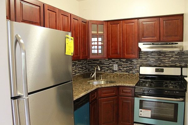 1st image of 446 Carlton Ave