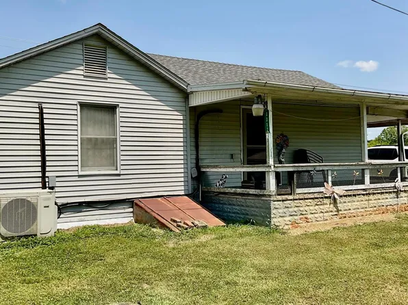 8312 Valley St NE, New Lexington, OH 43764