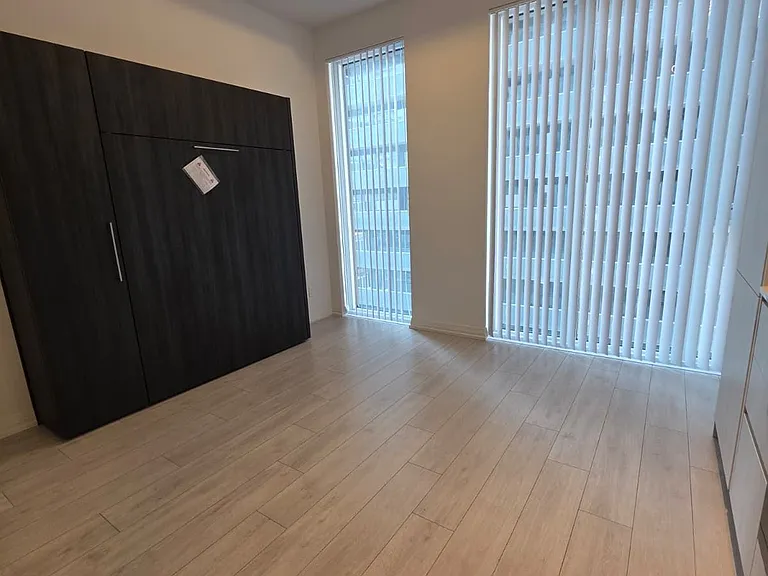 400 King St W #1201 — Photo 7