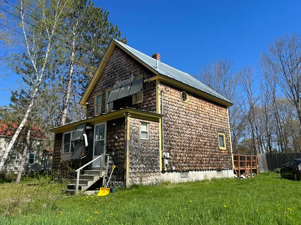 7 Edgewood Street, Waterville, ME 04901