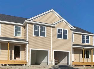 77 B Foggs Ln #B, Seabrook, NH 03874