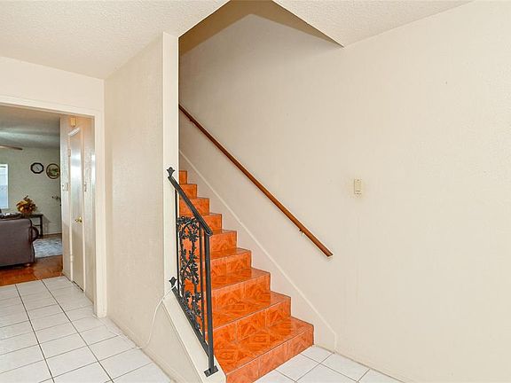5th image of 14460 Misty Meadow Ln