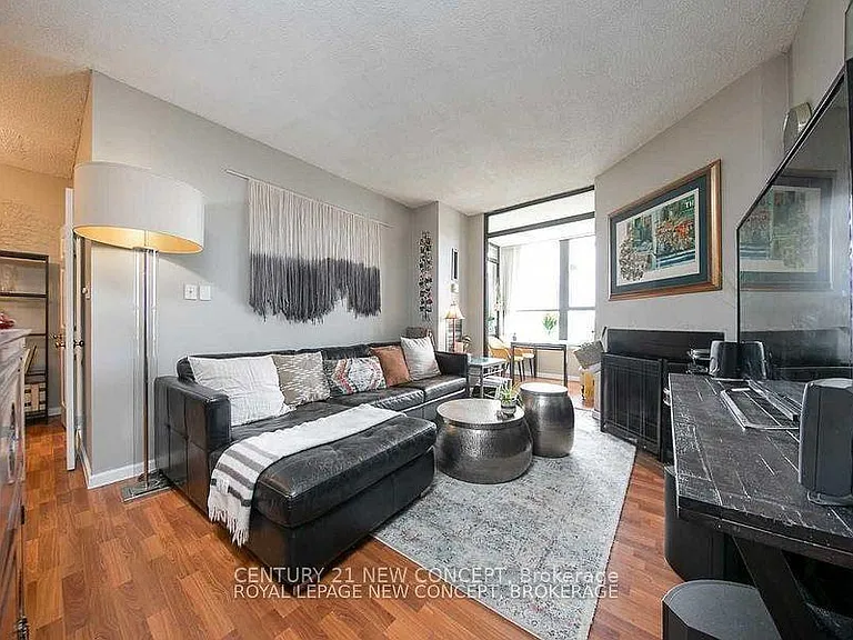 195 Saint Patrick St #PH4B — Photo 31