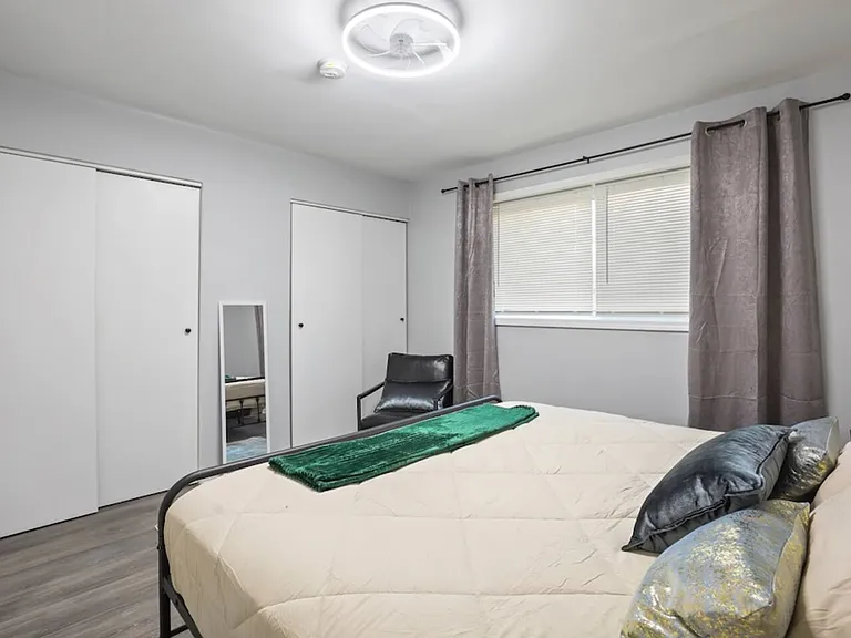 10549 Crown Rd #7 — Photo 8
