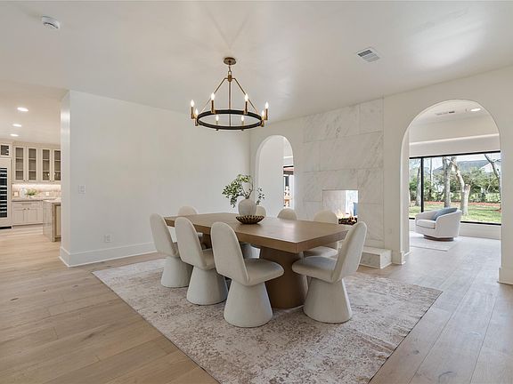 5th image of 1205 Tall Pines Dr