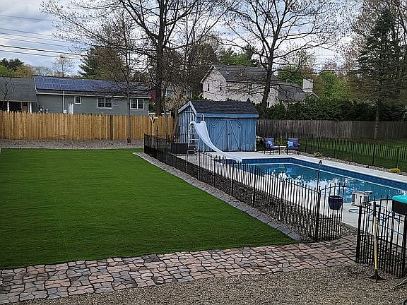 3rd image of 17 Jacobie Rd