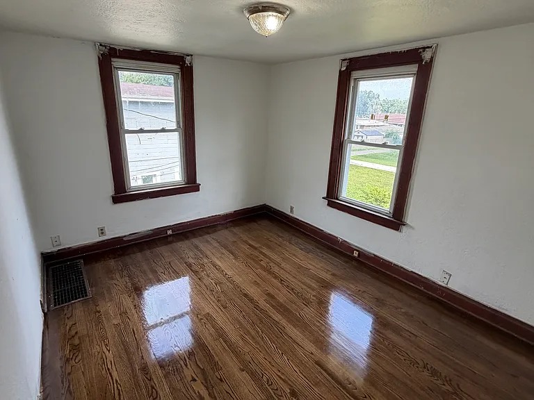 2890 Dekalb St #2 — Photo 5